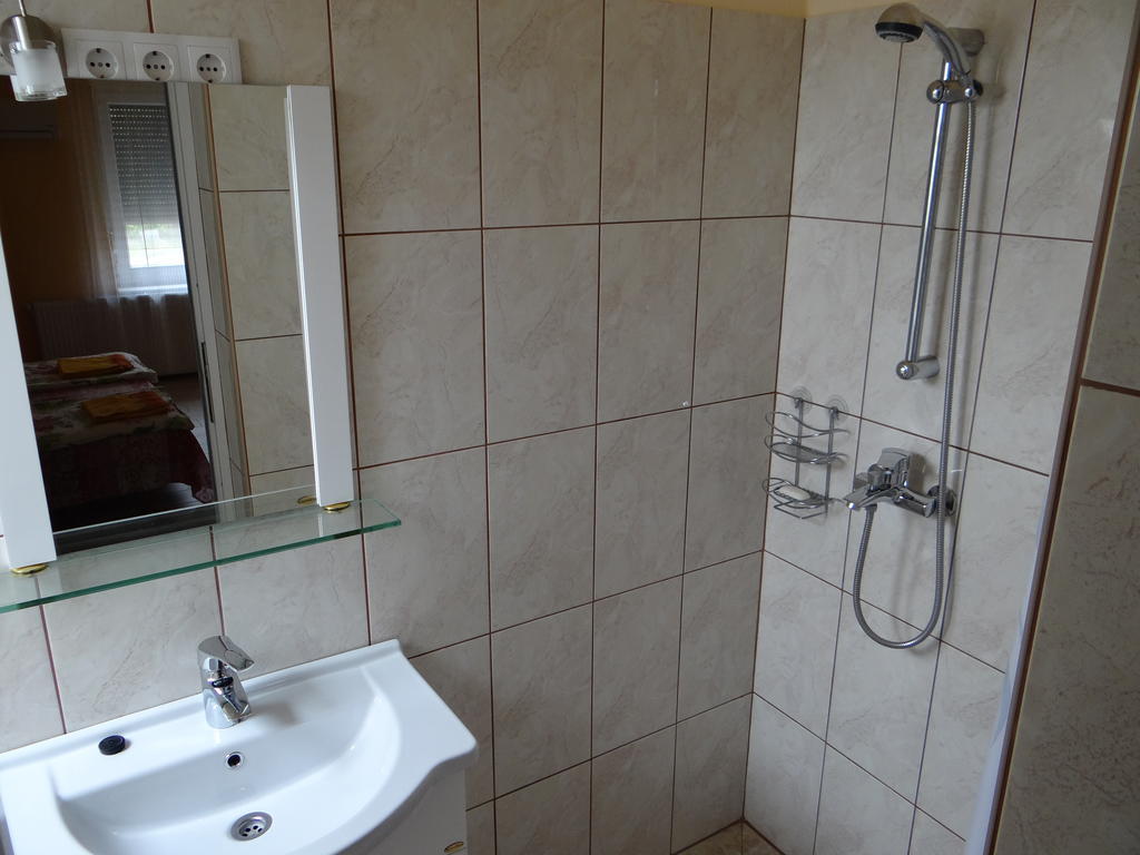 Marinica Apartman Hajdúszoboszló Rom bilde